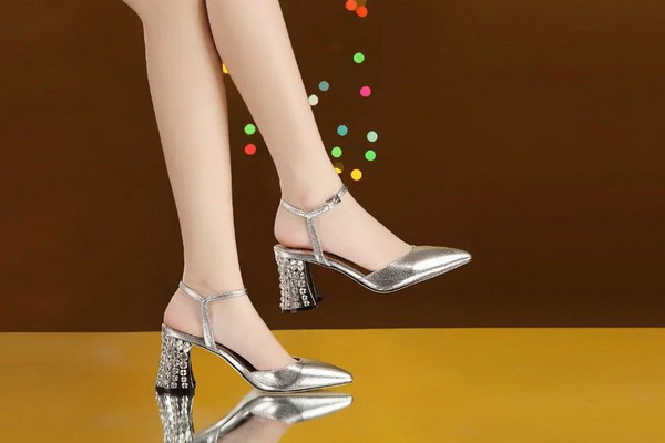 MIUMIU slingback Women--001